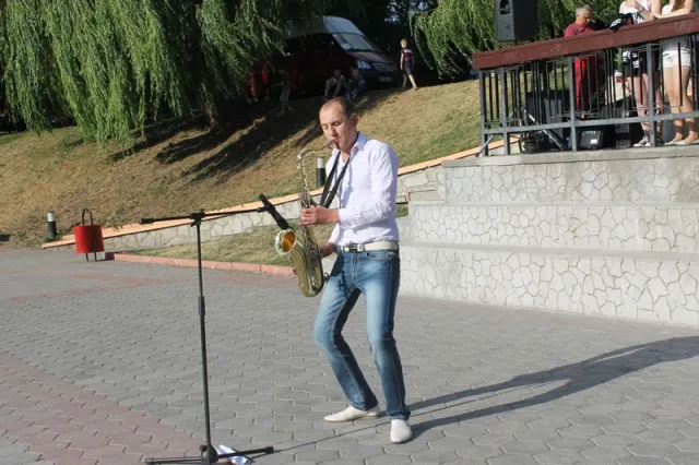 Як у Кам’янці-Подільському відзначили День Молоді (фото) — фото 6