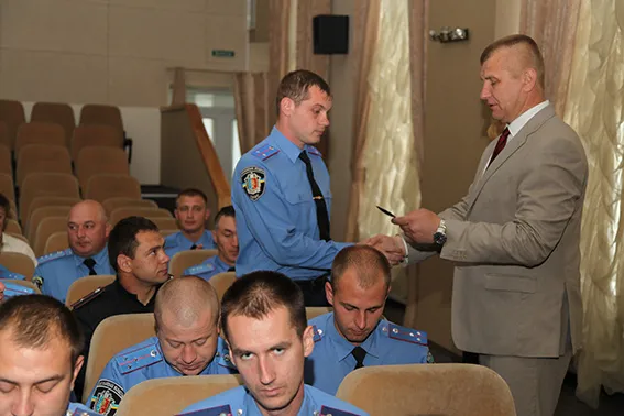 70 хмельницьких правоохоронців отримали посвідчення учасника бойових дій (фото+відео) — фото 1