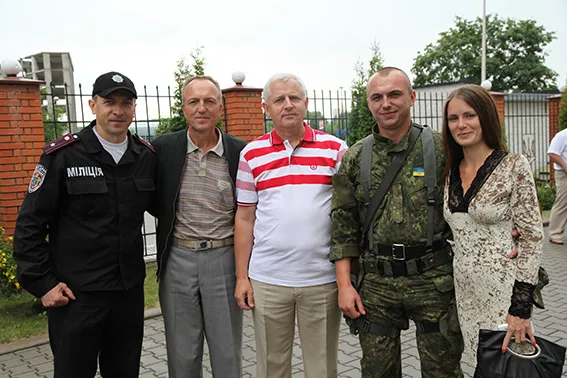 Правоохоронці повернулись із зони бойових дій (фото+відео) — фото 1