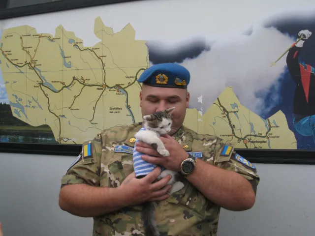 Хмельничани зустріли демобілізованих «кіборгів» (фото) — фото 3