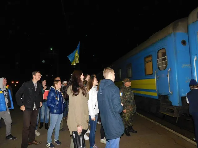 16-річного Олексія Логвіна, якого заарештували за сутички під Радою, відпустили під нічний домашній арешт (фото) — фото 1