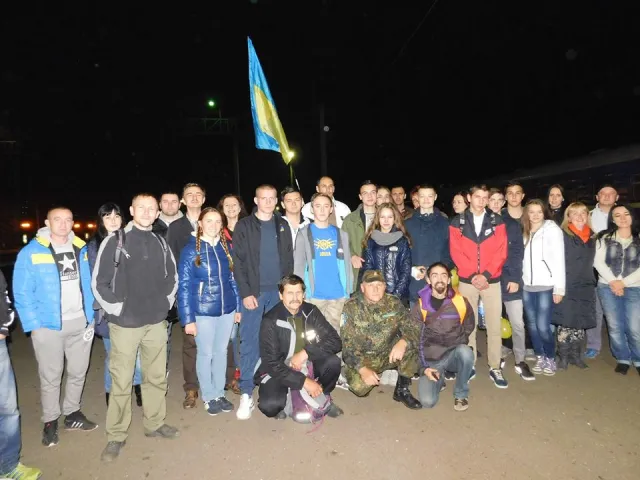16-річного Олексія Логвіна, якого заарештували за сутички під Радою, відпустили під нічний домашній арешт (фото) — фото 5