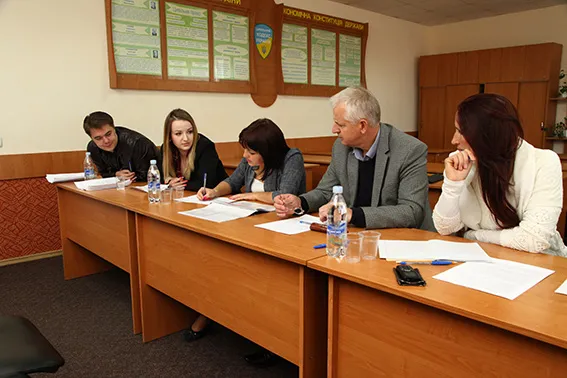 У Хмельницькому розпочався останній етап відбору до нової патрульної поліції (фото) — фото 1