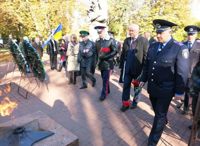 У Хмельницькому відзначають 71-шу річницю визволення від німецько-фашистських загарбників (фото) — фото 1