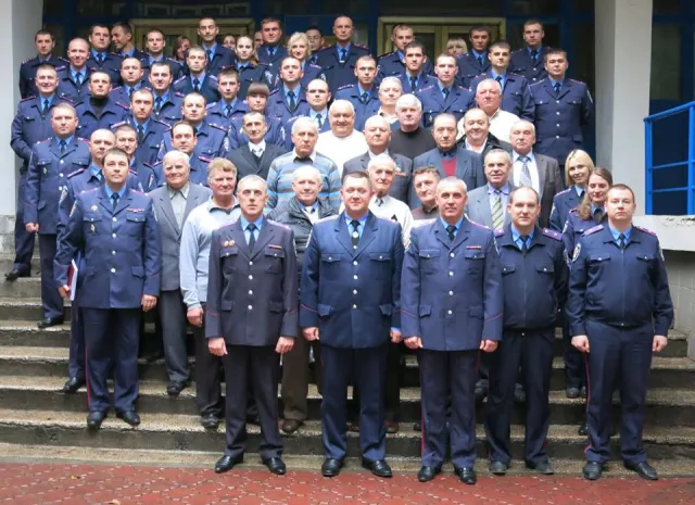 У Хмельницькому привітали ветеранів органів внутрішніх справ (фото) — фото 6