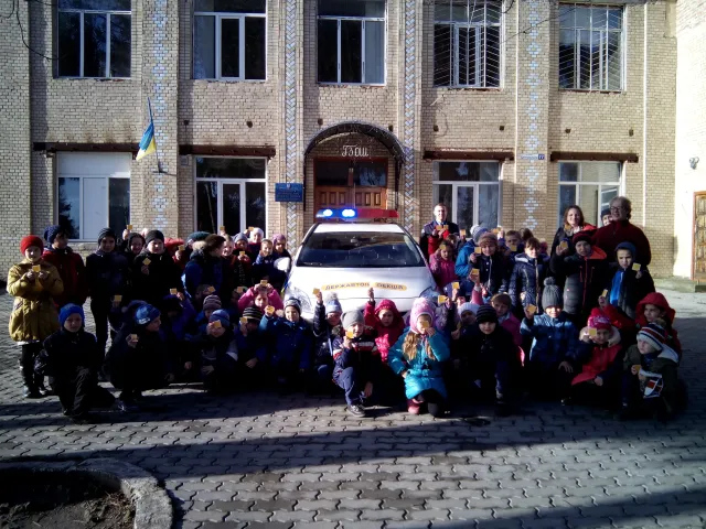 Для подільських школярів провели акцію "Я бачу і мене бачать" (фото) — фото 1
