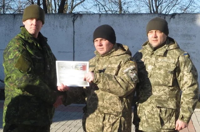 Більше 40 українських саперів пройшли курс підготовки від канадських спеціалістів (фото) — фото 1