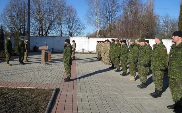 Більше 40 українських саперів пройшли курс підготовки від канадських спеціалістів (фото) — фото 2