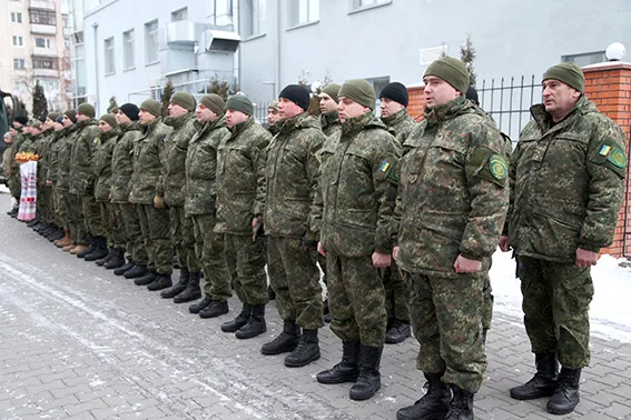 Із зони АТО повернулися хмельницькі бійці спецроти «Богдан» (фото+відео) — фото 6