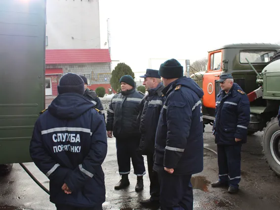Хмельницькі рятувальники на днях відправляться до зони АТО (фото) — фото 1