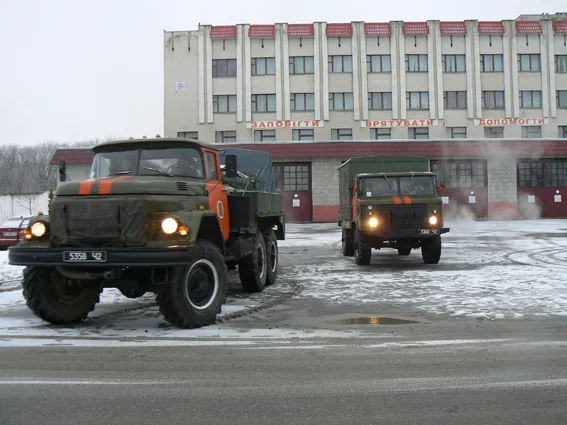 Хмельницькі рятувальники вирушили в зону АТО (фото) — фото 2