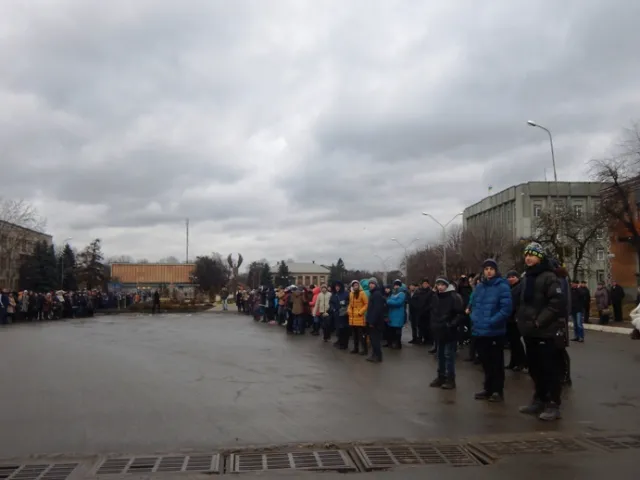 В зоні АТО загинув 27-річний боєць з Красилівського району. Вчора Героя поховали — фото 4