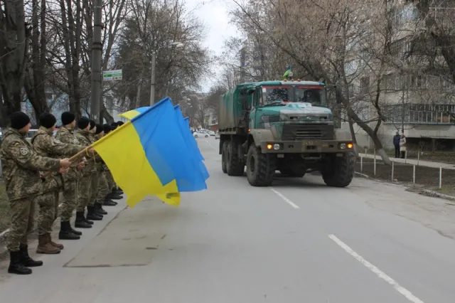 Із зони АТО додому повернувся 21 військовий із Центру розмінування — фото 1