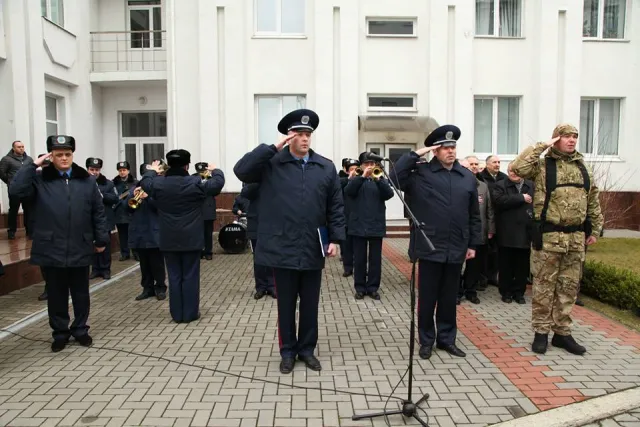 У зону АТО вирушили хмельницькі «богданівці» — фото 5