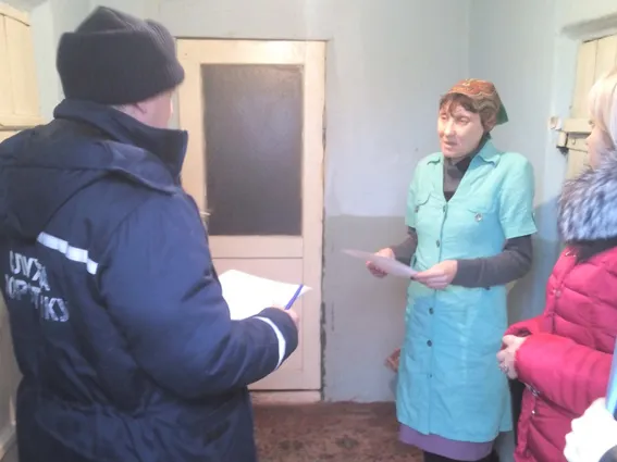 Деражнянські рятувальники розповідали подолянам про правила пожежної безпеки — фото 1