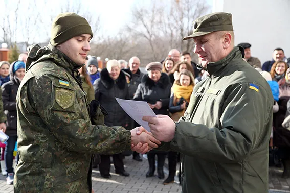 Хмельницькі правоохоронці повернулись із зони АТО — фото 4