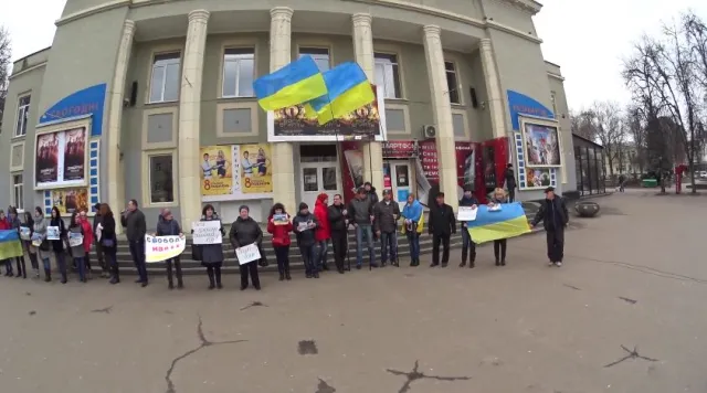 У Хмельницькому влаштували акцію на підтримку Надії Савченко — фото 3