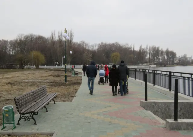 Хмельницьку набережну річки Південний Буг майже реконструювали — фото 4