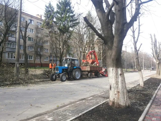 У Хмельницькому буде тимчасово змінено рух транспорту вулицями Інститутською та Подільською — фото 2