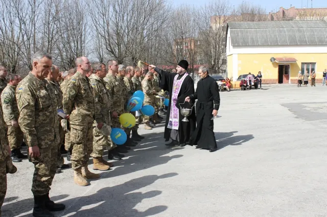 Військовослужбовці повернулись із зони АТО — фото 13