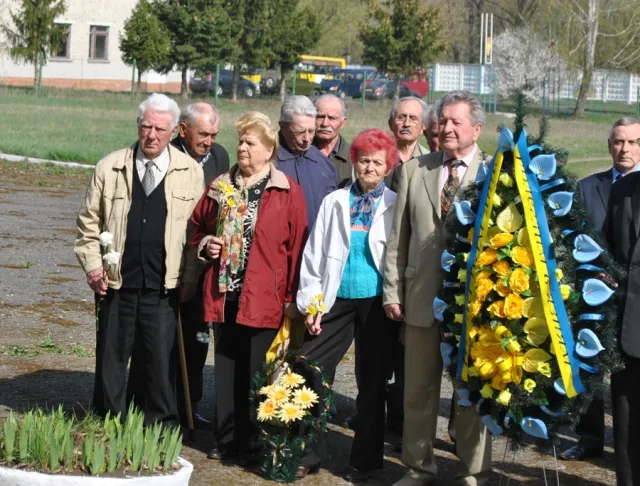 У Хмельницькому вшанували пам'ять жертв нацизму — фото 5