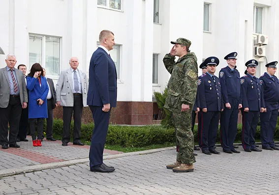 Хмельницькі богданівці відправились в зону АТО: серед них двоє дівчат — фото 12