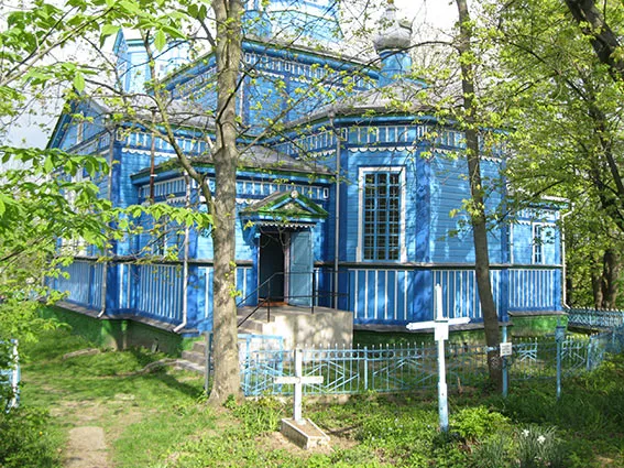 Зловмисники вкрали з церкви дві ікони вартістю 100 тисяч гривень — фото 2