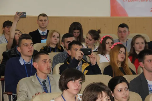 Олександр Симчишин поспілкувався з українськими студентами — фото 1