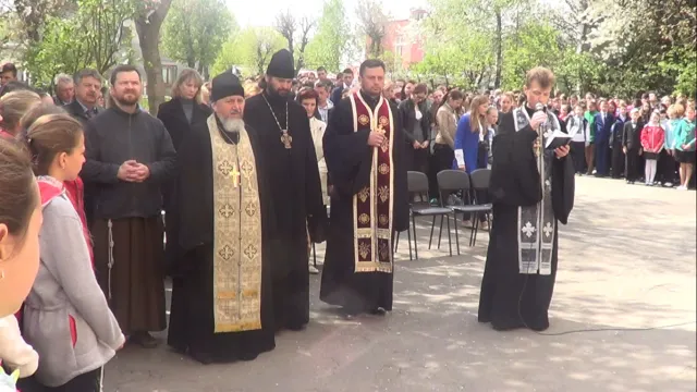 У Старокостянтинові встановили меморіальні дошки загиблим бійцям АТО — фото 3