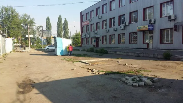 У Хмельницькому продовжують демонтувати незаконні МАФи — фото 5