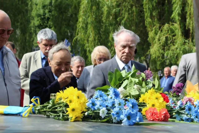 В місті вшанували жертв політичних репресій — фото 5
