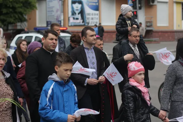 У Хмельницькому відбувся "Марш сім'ї" — фото 6