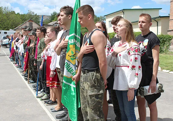 У Кам'янці-Подільському нагородили переможців військово-патріотичної гри "Сокіл" — фото 4