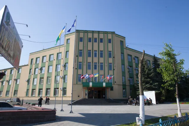 На своє 170-річчя Шепетівський цукровий завод подарував реабілітаційному центру капітальний ремонт — фото 1
