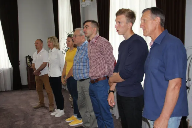 Хмельничани, які представлятимуть Україну на Олімпійських іграх, отримали по 20 тис. гривень допомоги — фото 1