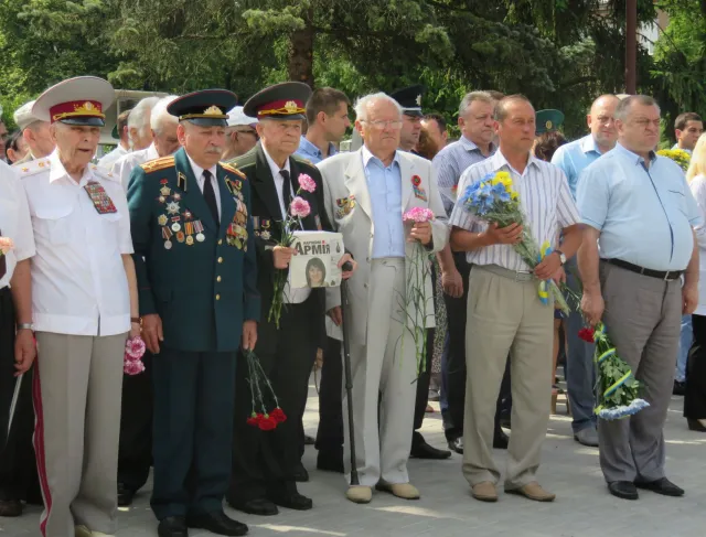 У Хмельницькому вшанували пам'яті жертв Війни в Україні — фото 7