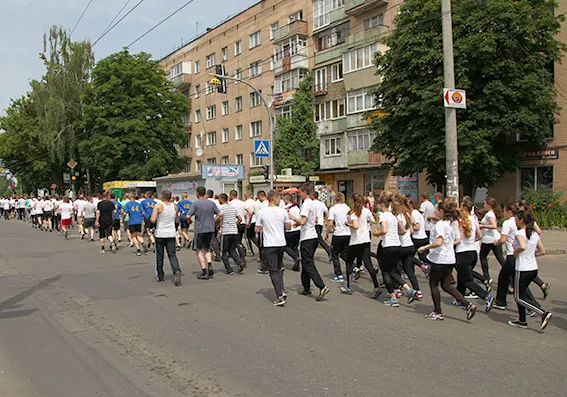 У місті відбувся масовий забіг, присвячений Міжнародному олімпійському дню — фото 4
