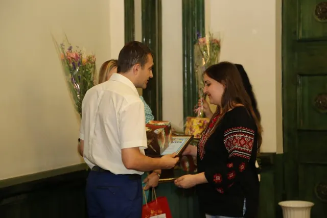 Олександр Симчишин вручив бухгалтерам грамоти з нагоди професійного свята — фото 11