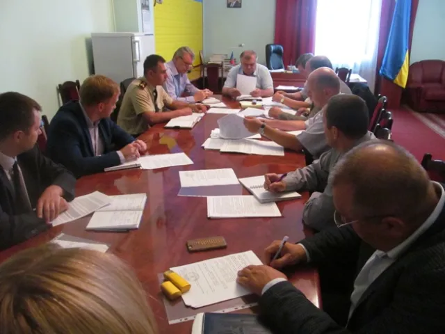Під час наради в Хмельницькій ОДА було обговорено проблеми лісової галузі та напрямки їх вирішення — фото 1