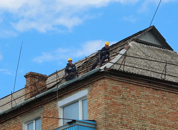 На Хмельниччині рятувальники продовжують ліквідовувати наслідки негоди — фото 2