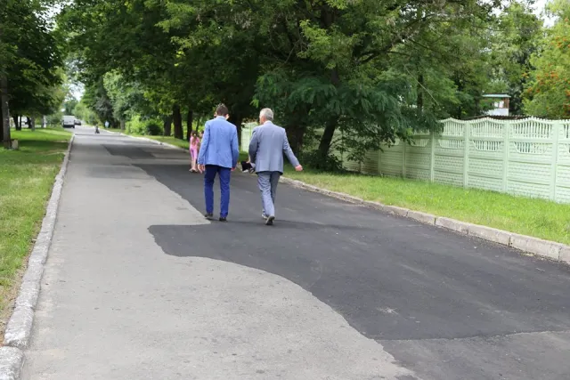 Олександр Симчишин продовжує особисто контролювати ремонтні роботи на дорогах — фото 15