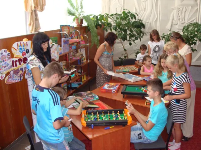 Хмельницька обласна бібліотека для дітей організовує змістовне дозвілля протягом канікул — фото 4