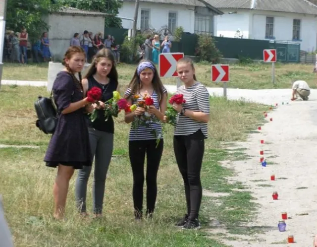 Хмельниччина попрощалась із трьома загиблими в АТО бійцями — фото 4