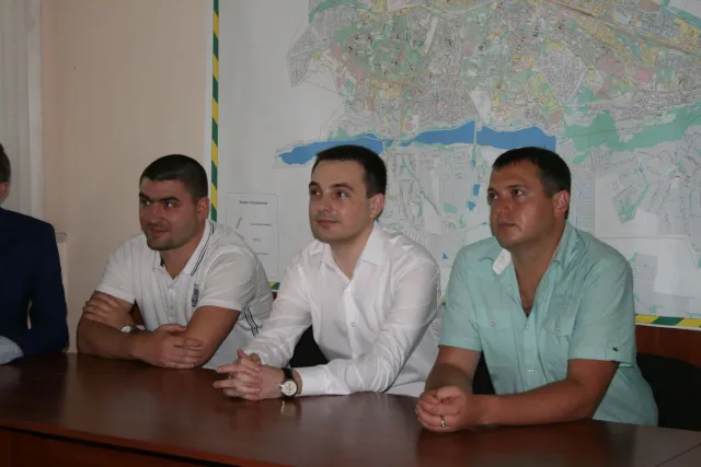 У Хмельницькому вручили грамоти системним адміністраторам з нагоди професійного свята — фото 2