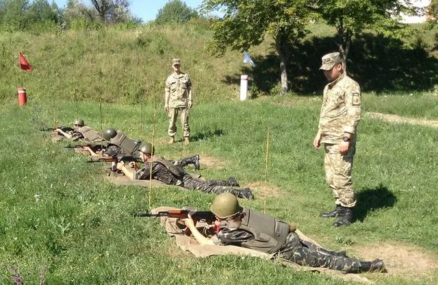 У Кам'янці-Подільському понад 200 студентів взяли участь у навчально-польовому зборі на полігоні — фото 2