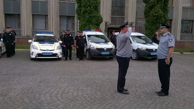 У Кам'янці-Подільському пройшли заходи щодо інструктажу груп реагування патрульної поліції — фото 2