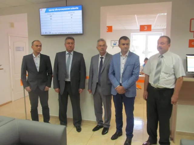 У Хмельницькому урочисто відкрили Центр обслуговування клієнтів газових компаній — фото 1
