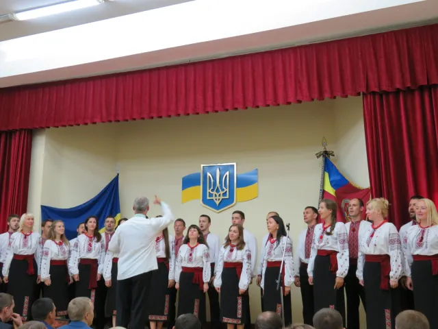 У Хмельницькому працівників СБУ привітали зі святом 25-ї річниці Незалежності України — фото 1