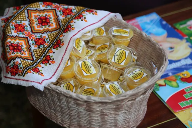 В парку ім. Чекмана проходить фестиваль «Медовий Спас» — фото 15