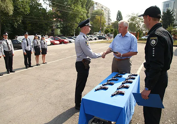 У Хмельницькому вшанували пам'ять 34 загиблих правоохоронців — фото 7